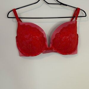 Victoria's Secret Vibrant Red Lace Bra